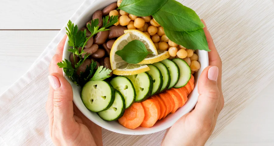 Ayurvedic diet-based treatment for acidity, IBS and constipation in Ahmedabad